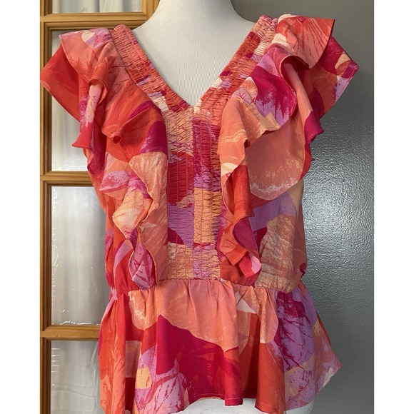 Sofia Jeans by Sofia Vergara Tops - Sofia Vergara Smocked Blouse Sz M Pink Peach Ruffles Smocked Flutter Sleeve City